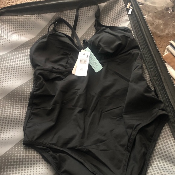 A Pea in the Pod Other - Black swimsuits pregnancy